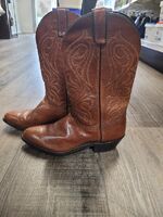 Code West Ladies Western Boots - size 8EE
